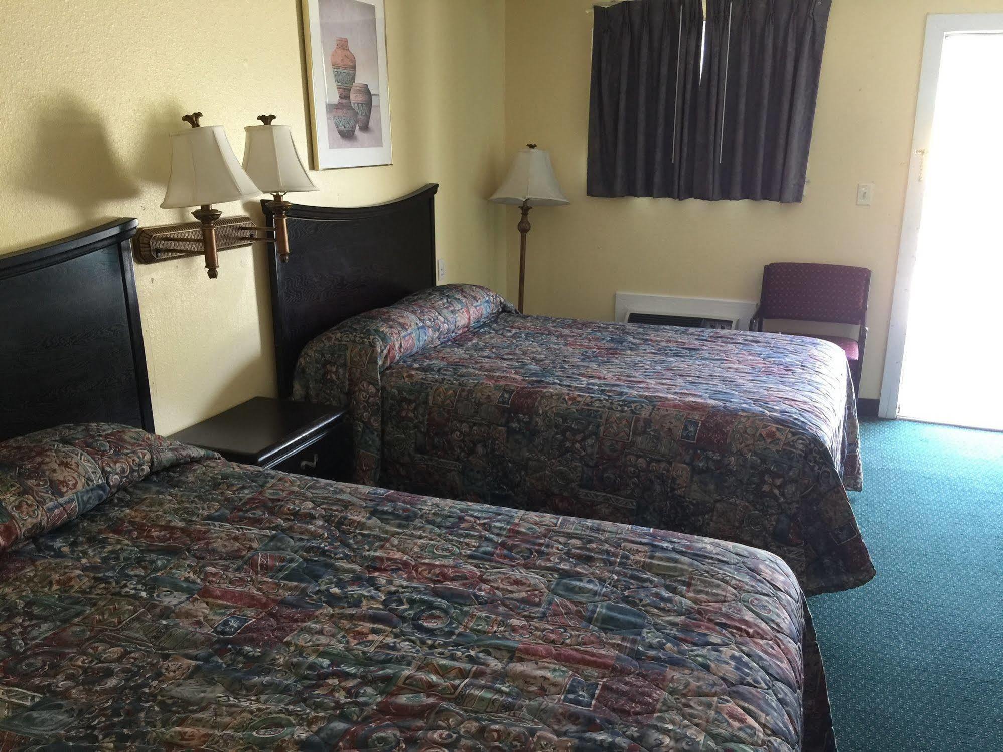Kansas Inn Independence Buitenkant foto